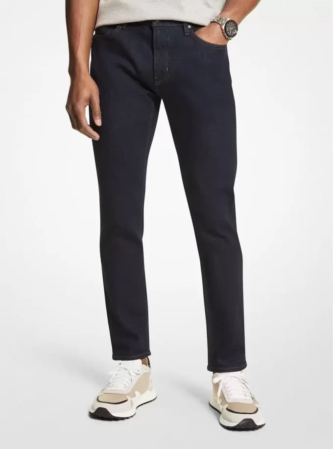 Pantalones vaqueros ajustados de mezclilla elástica Pantalones vaqueros ajustados de mezclilla elástica