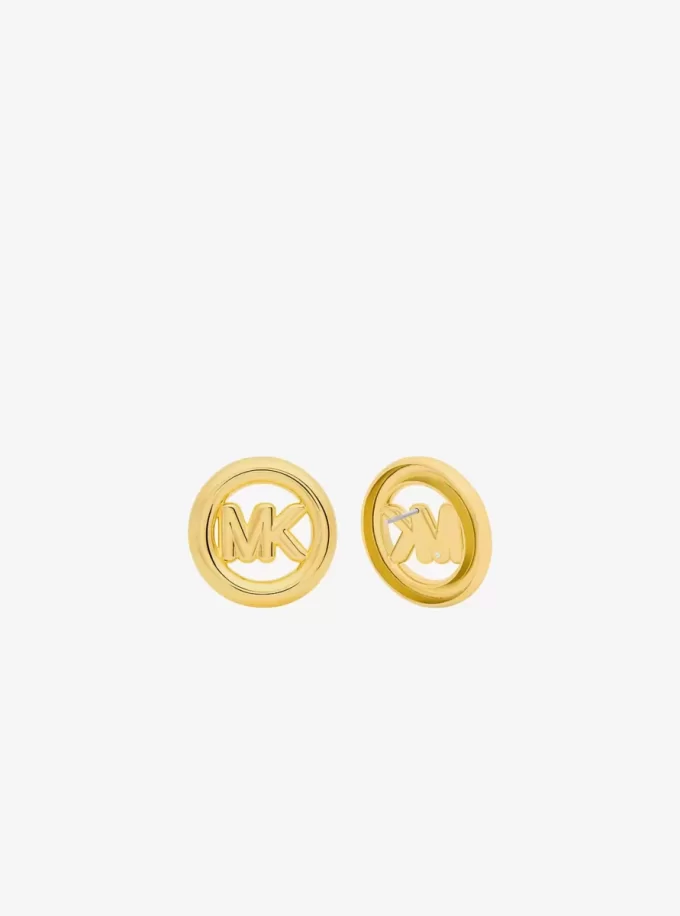Pendientes de botón con dije de logo grande