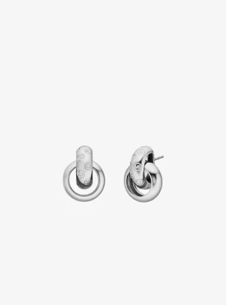 Pendientes de botón gruesos con logo grabado