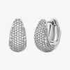 Pendientes Huggie de latón con pavé de metal precioso en forma de lágrima Pendientes Huggie de latón con pavé de metal precioso en forma de lágrima