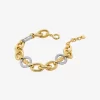 Pulsera de eslabones con dije de cadena y logotipo pavé Pulsera de eslabones con dije de cadena y logotipo pavé