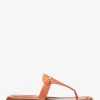 Sandalia Lena de piel con tira en T Sandalia Lena de piel con tira en T