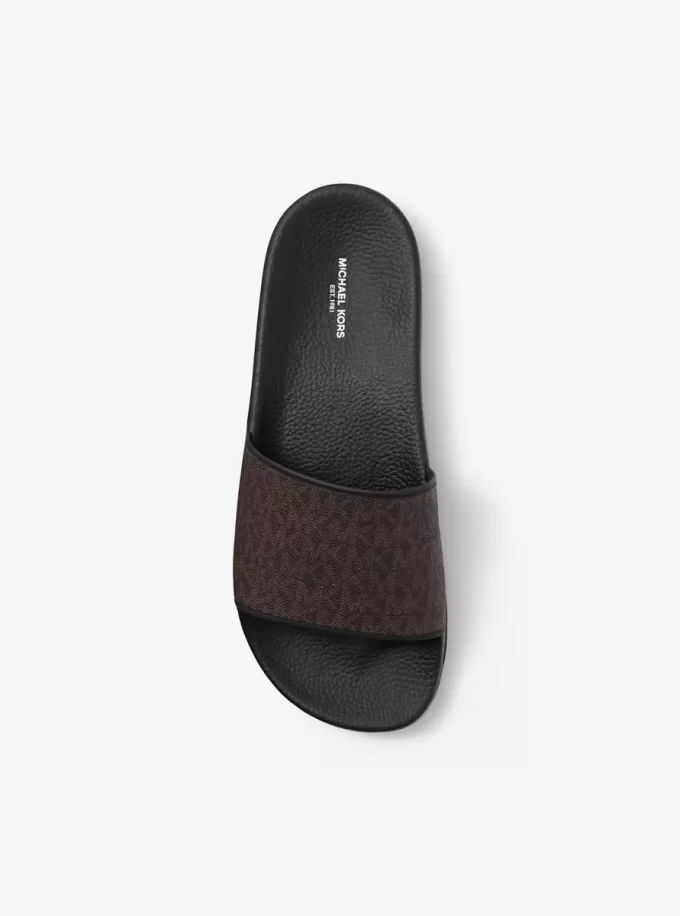Sandalias con el logotipo de Jake Sandalias con el logotipo de Jake