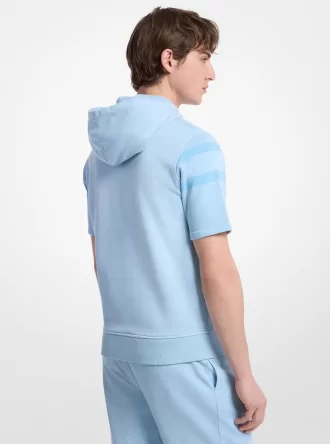 Sudadera con capucha de manga corta de algodón teñido en prenda con logo