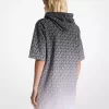 Vestido con capucha de algodón de rizo y logo de la firma Ombré Vestido con capucha de algodón de rizo y logo de la firma Ombré