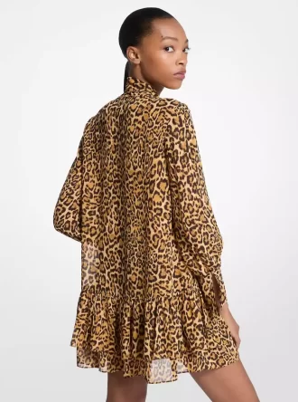 Vestido de georgette con estampado de leopardo y cuello con lazo