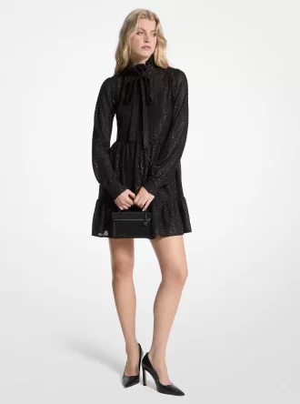 Vestido de jacquard con cuello anudado y cierre metálico