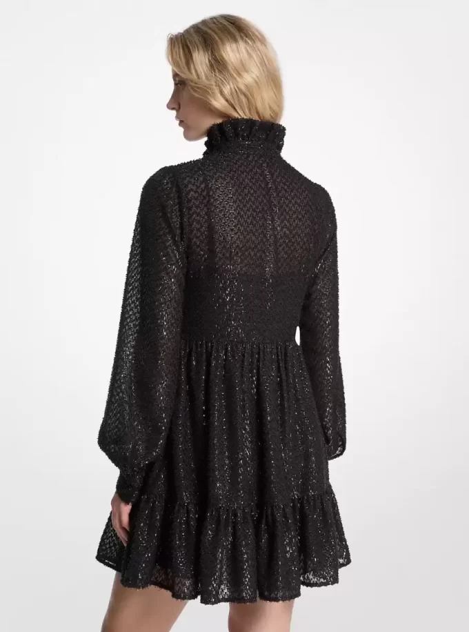 Vestido de jacquard con cuello anudado y cierre metálico
