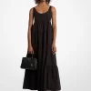 Vestido escalonado de algodón elástico