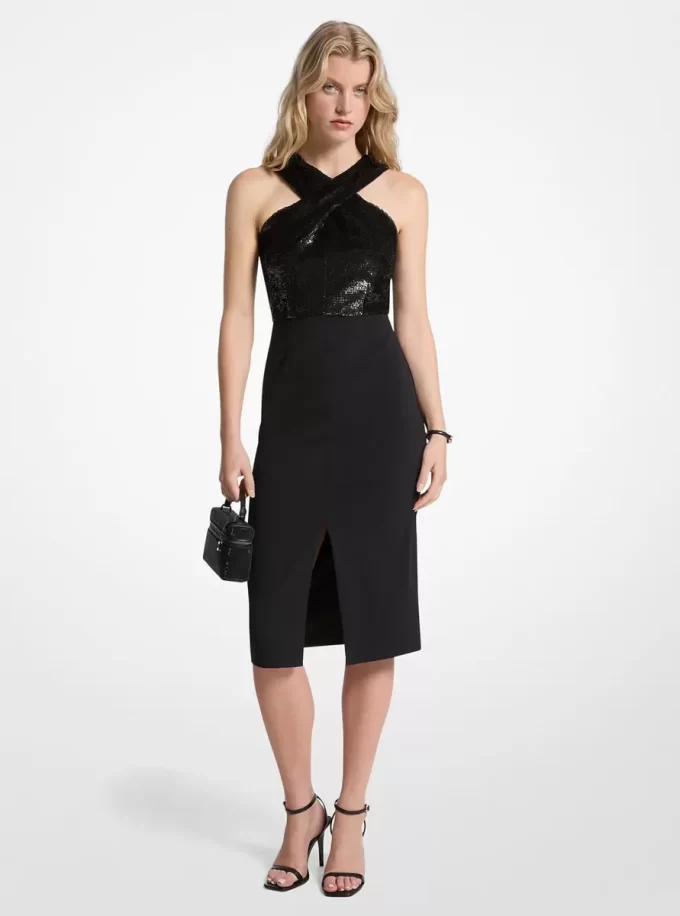 Vestido halter de lentejuelas y crepé