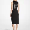 Vestido halter de lentejuelas y crepé