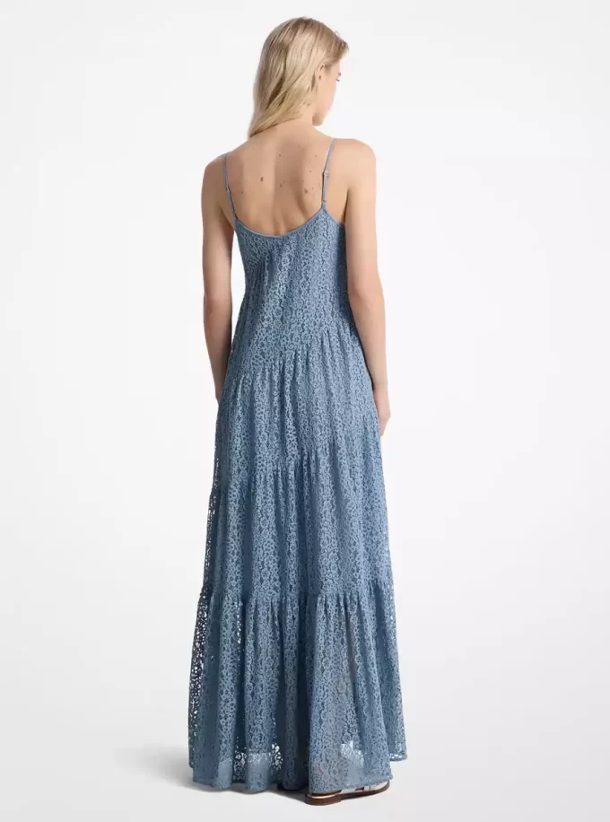 Vestido lencero de encaje floral con volantes