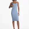 Vestido midi de tirantes de punto elástico acanalado