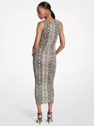 Vestido midi fruncido de punto elástico con estampado de serpiente Vestido midi fruncido de punto elástico con estampado de serpiente