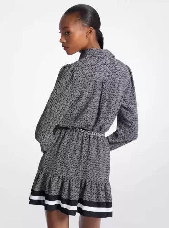 Vestido mini con cinturón de crepé y estampado de logotipo