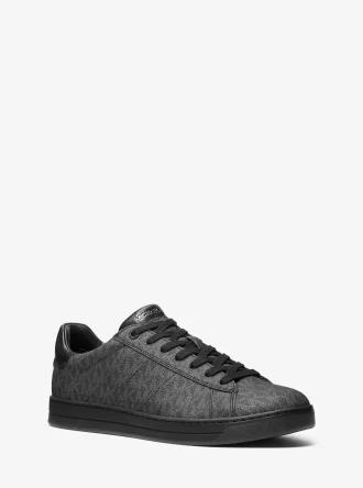 Zapatillas con el logotipo de Jacob Signature