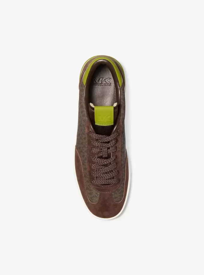 Zapatillas con el logotipo de la firma Wilton