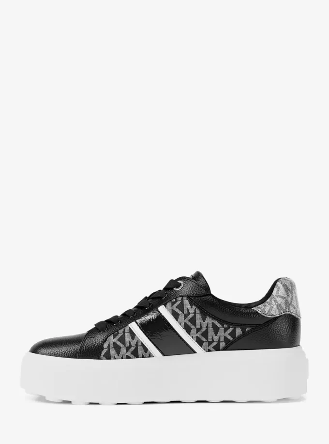 Zapatillas de plataforma con rayas y logo de la firma Romey Zapatillas de plataforma con rayas y logo de la firma Romey