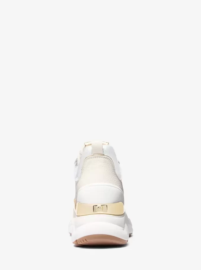 Zapatillas deportivas con el logotipo de Katrina y lagarto metálico en relieve Zapatillas deportivas con el logotipo de Katrina y lagarto metálico en relieve