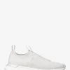 Zapatillas deportivas sin cordones de punto elástico con el logo de Bodie en relieve Zapatillas deportivas sin cordones de punto elástico con el logo de Bodie en relieve