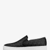 Zapatillas sin cordones con logo exclusivo de Teddi