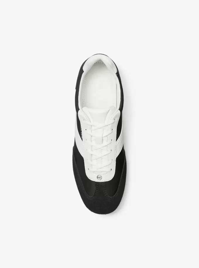 Zapatillas Susie de técnica mixta Zapatillas Susie de técnica mixta