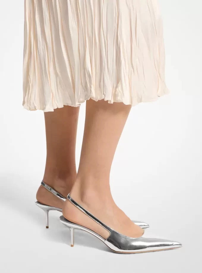 Zapato de tacón con tira trasera Emma de piel metalizada Zapato de tacón con tira trasera Emma de piel metalizada