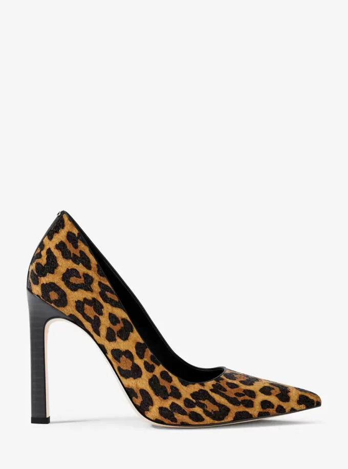 Zapatos de salón de pelo de becerro con estampado de leopardo Amara