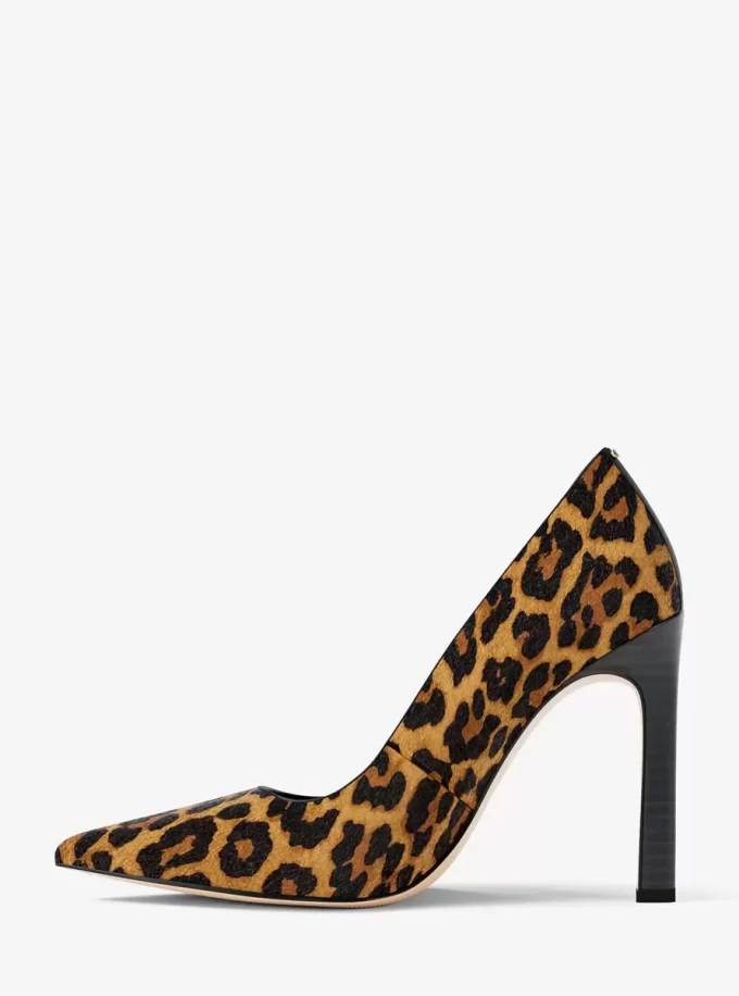 Zapatos de salón de pelo de becerro con estampado de leopardo Amara