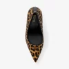Zapatos de salón de pelo de becerro con estampado de leopardo Amara